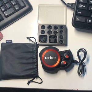 OTIUM wireless air buds